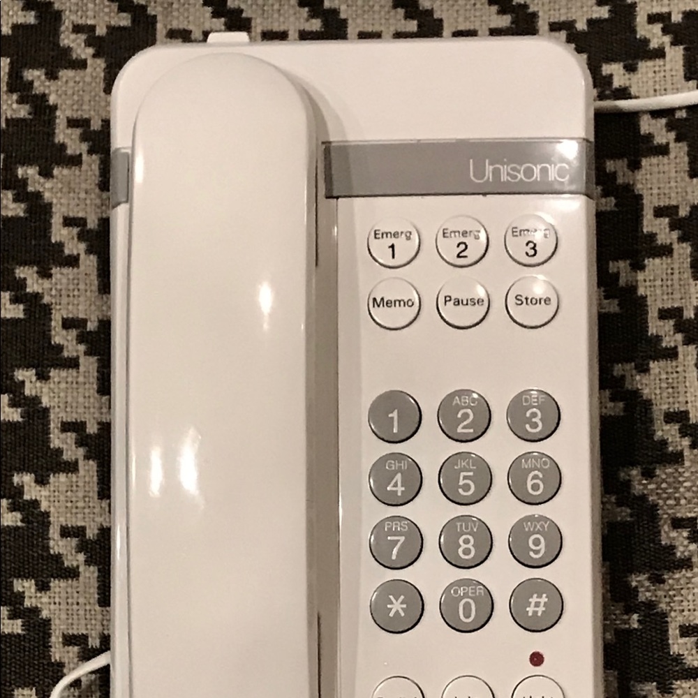 Unisonic Studio LineWall/Deskvintage corded Phone